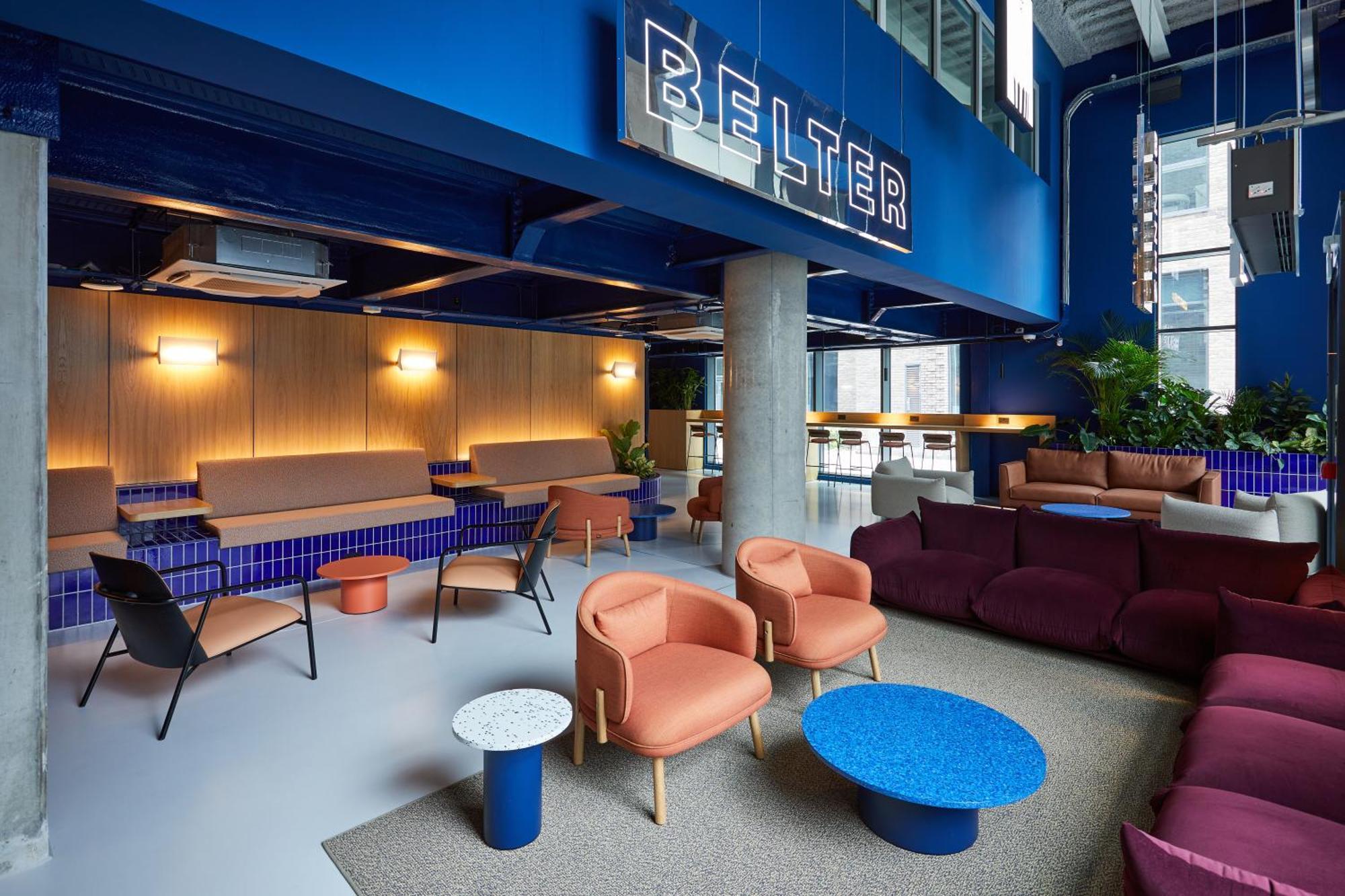 The Social Hub Отель 4*